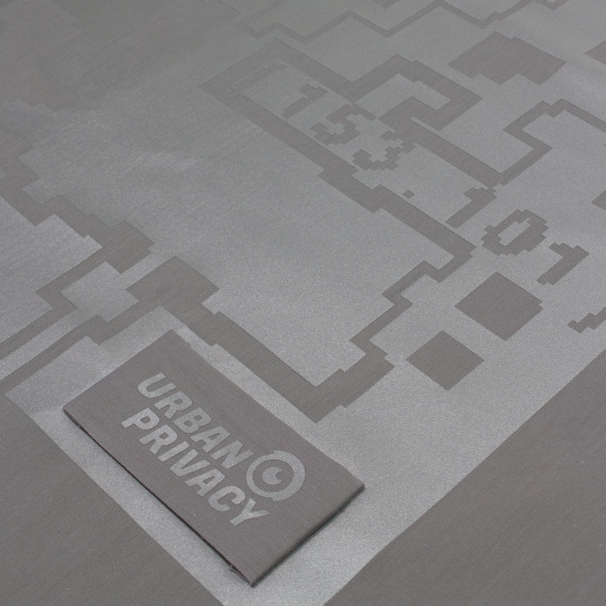 ANTI-PAPARAZZI BANDANA I Unisex Bandana mit reflektierenden Print gegen Blitzlichtfotos aus Bio-Baumwolle