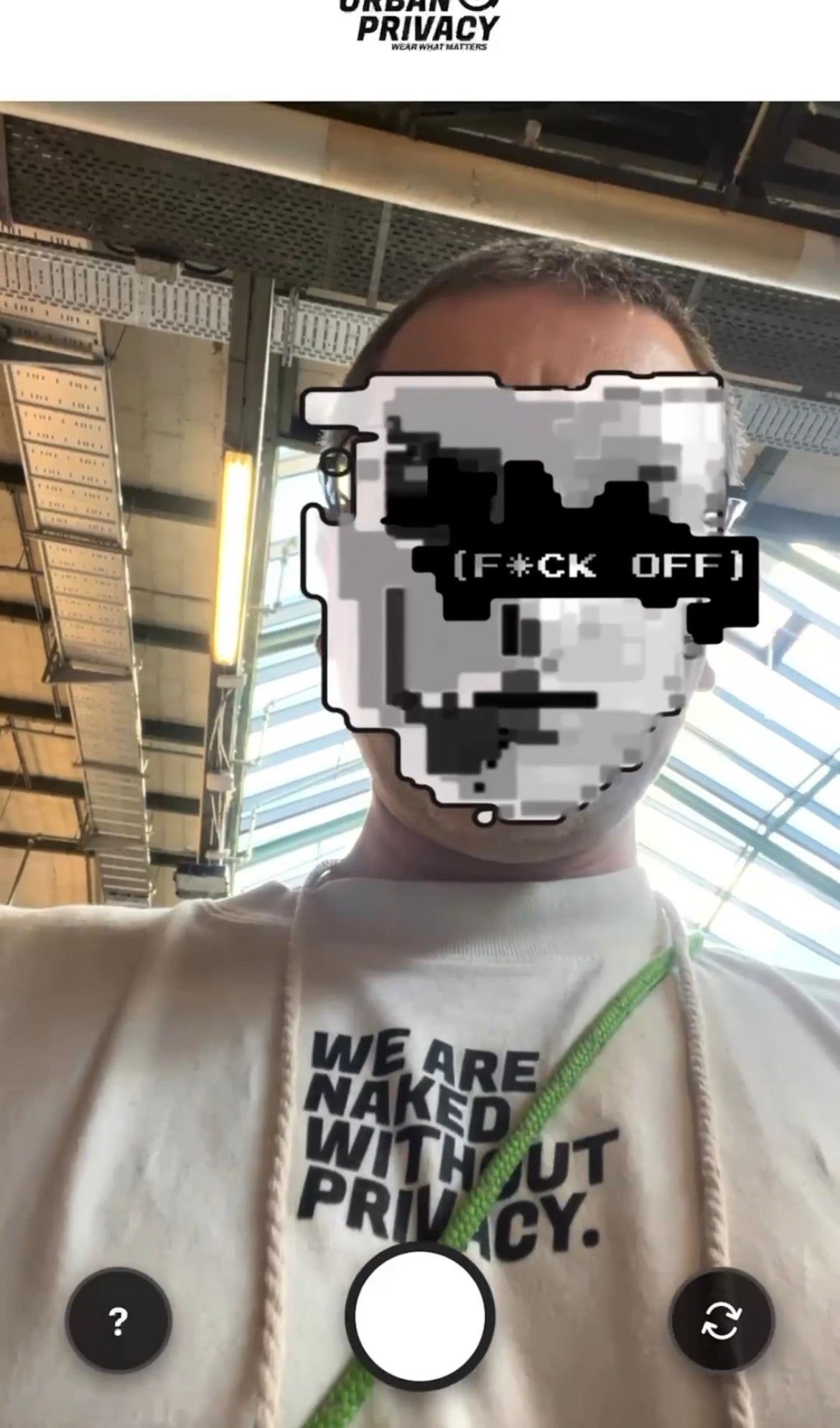 [NO PHOTOS PLS] | Eco Unisex Oversize T-Shirt Look But Don't Capture QR-Code Print in Black