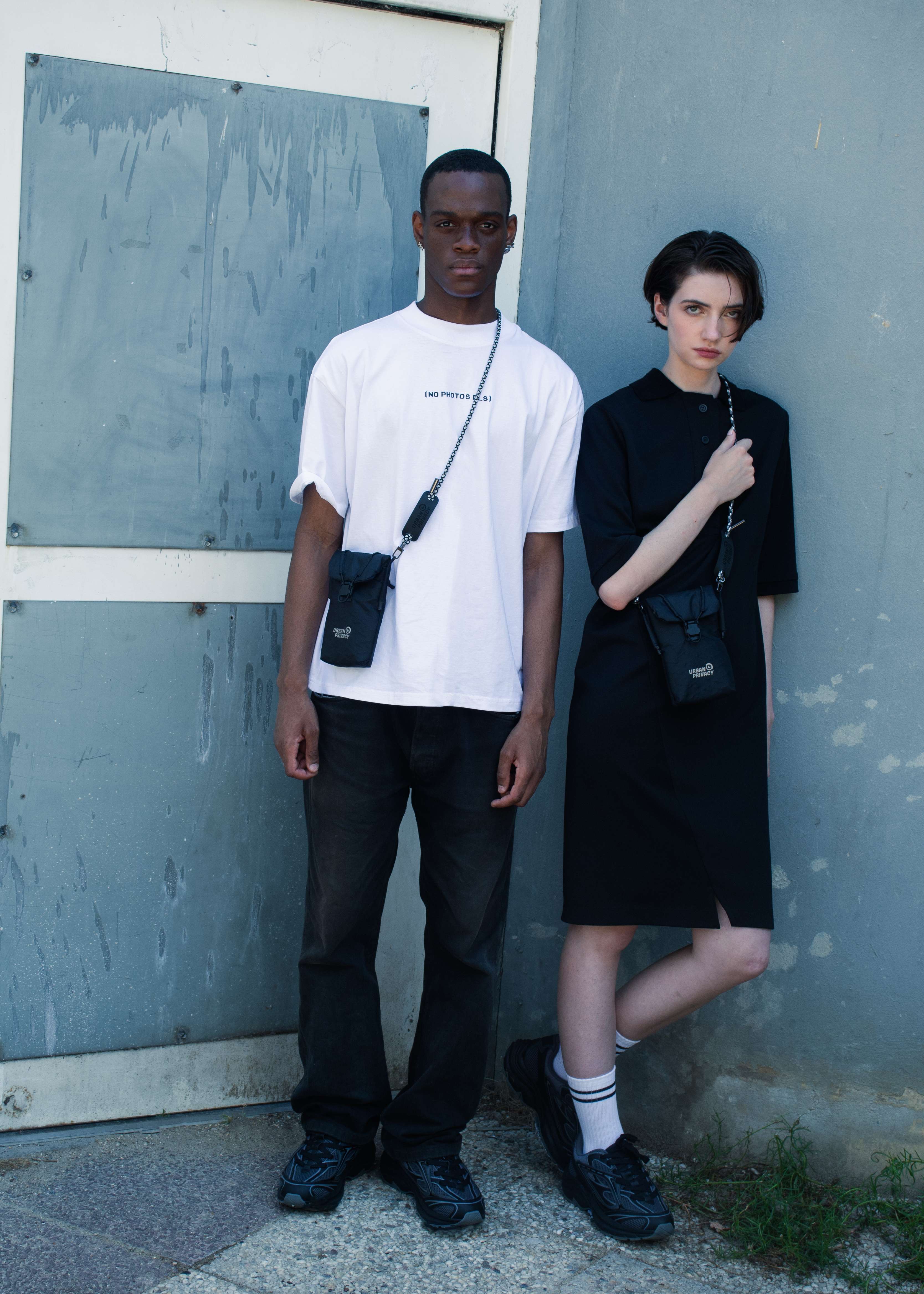 OFLAIN V2 I the anti-tracking faraday bag with stylish smartphone necklace blocks WLAN, GPS, WIFI, RFID