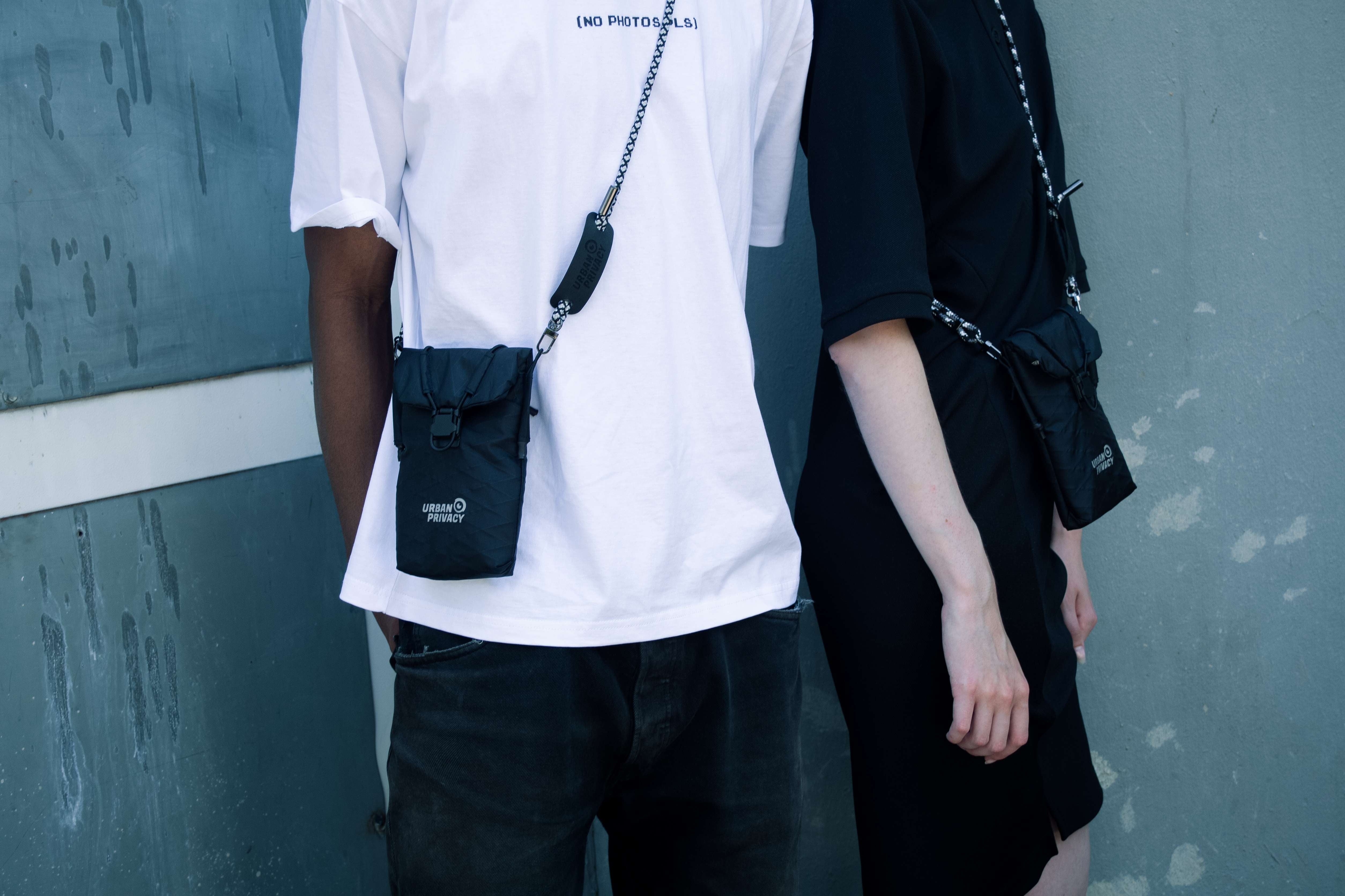 OFLAIN V2 I the anti-tracking faraday bag with stylish smartphone necklace blocks WLAN, GPS, WIFI, RFID