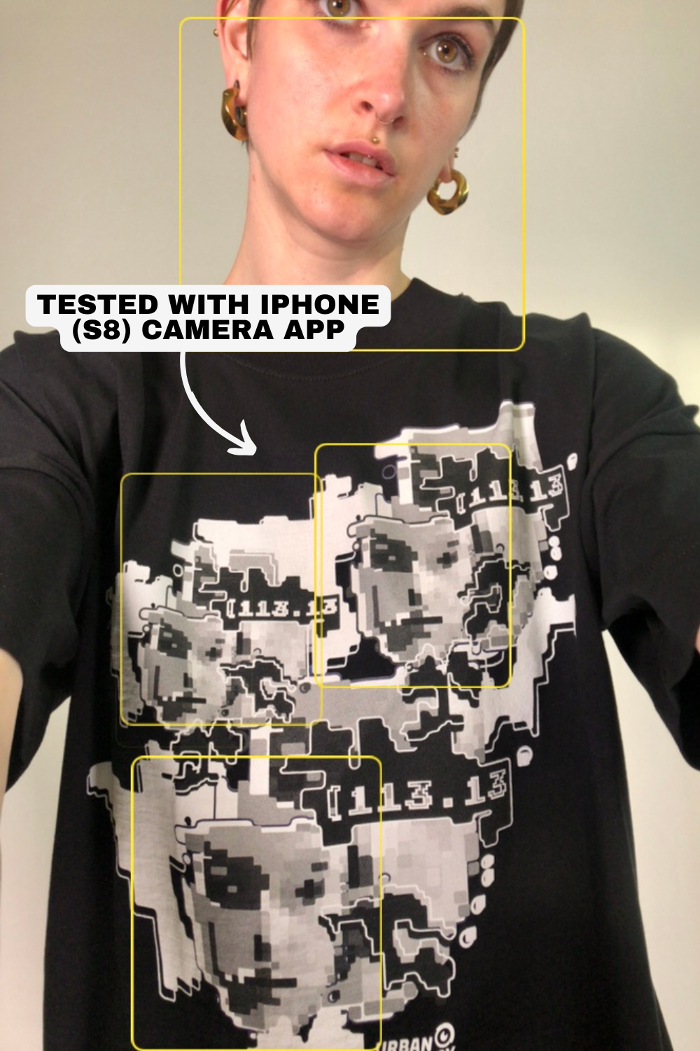 FACEPTION RELOADED | Unisex Sweatshirt mit Print, das Gesichtserkennung verwirrt, aus Bio-Baumwolle