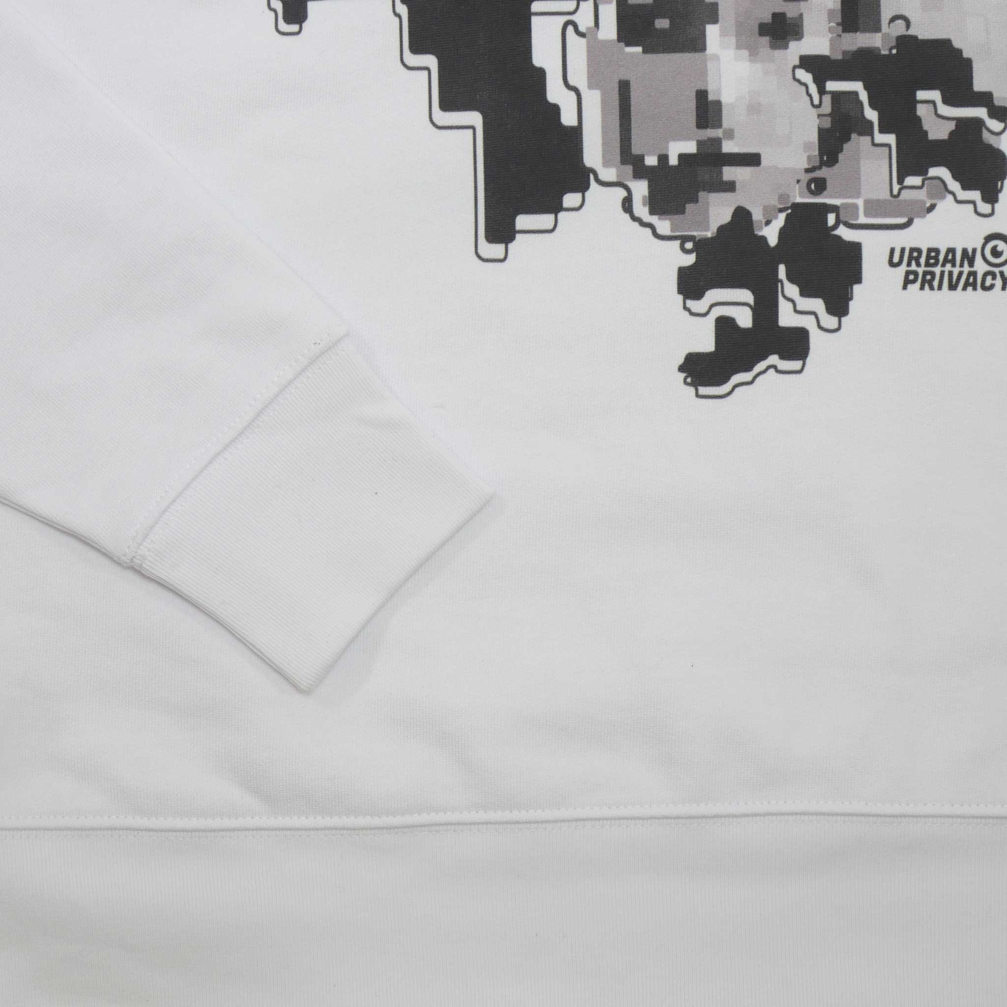 FACEPTION RELOADED I Eco Premium Unisex Sweatshirt with Pattern That Confuses Face Recognition in white